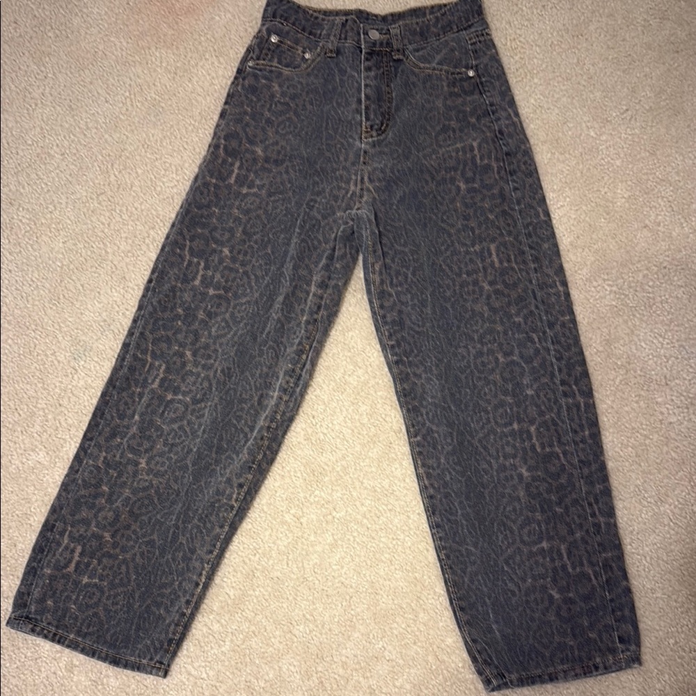Animal Print High-Waisted Jeans